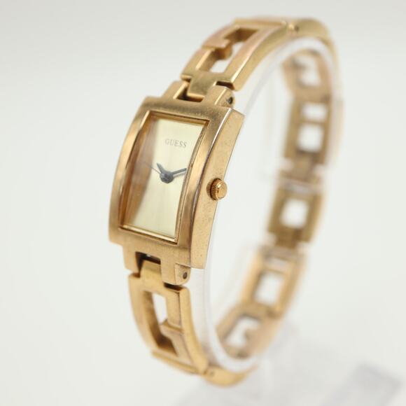 Guess Womens Gold Tone Rectangle 18mm Watch G Link Bracelet w New Battery - Picture 9 of 15